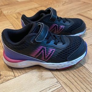 Toddler girls New Balance sneakers